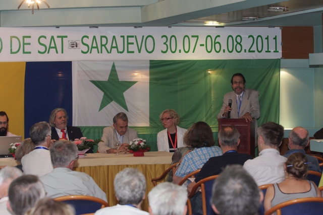 Malfermo de la kongreso: referas prof. Lo Jacomo